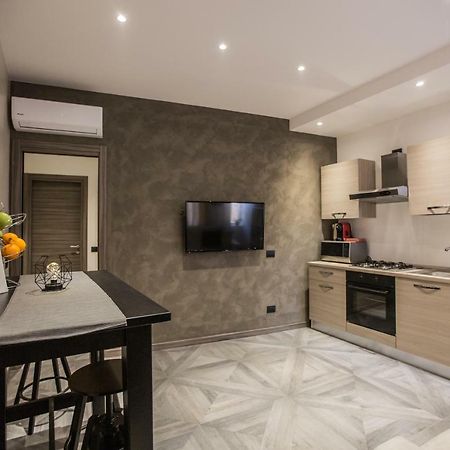 מילאנו Castle Apartment Near Duomo מראה חיצוני תמונה