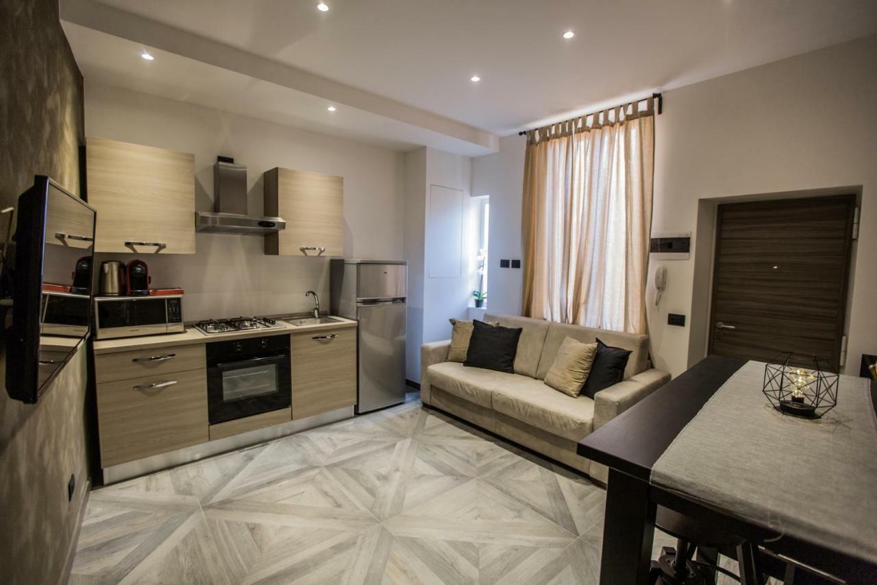 מילאנו Castle Apartment Near Duomo מראה חיצוני תמונה