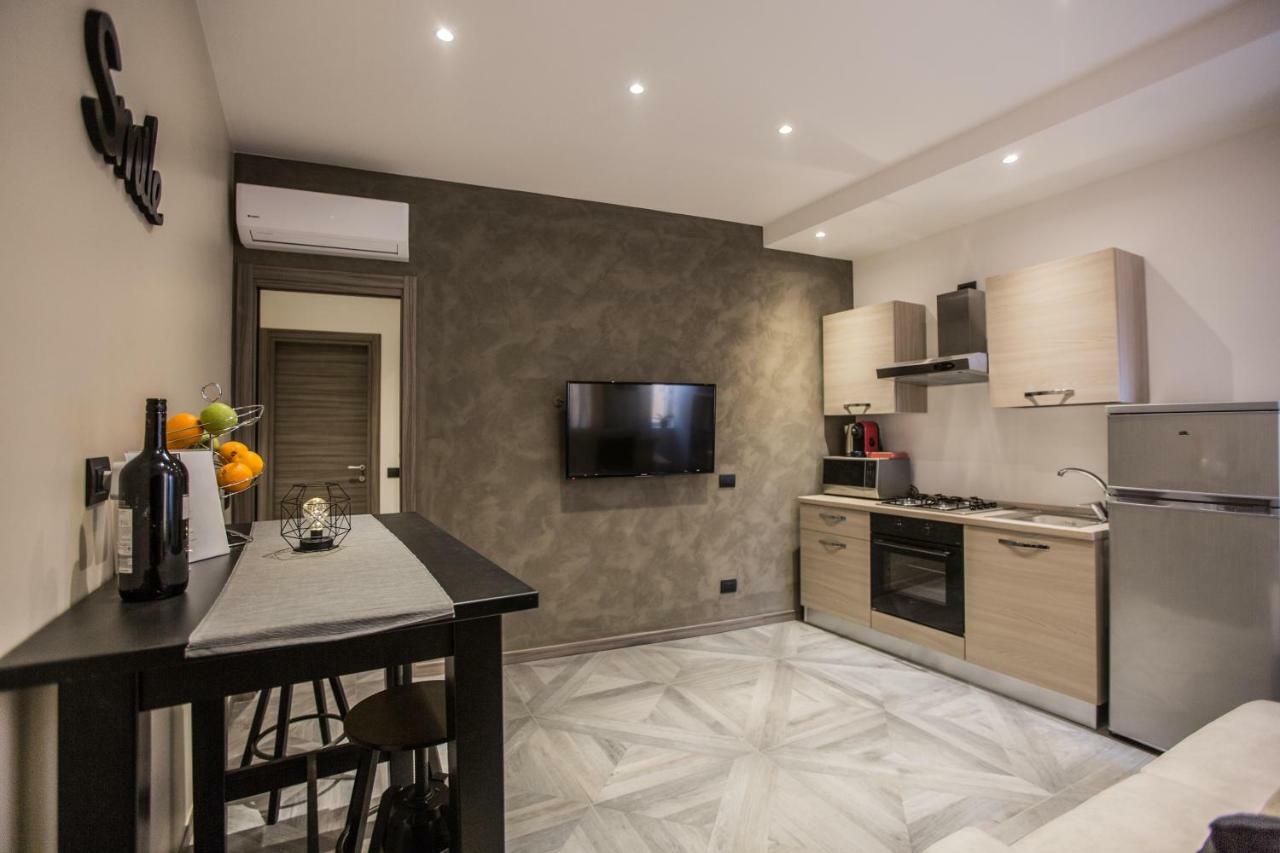 מילאנו Castle Apartment Near Duomo מראה חיצוני תמונה