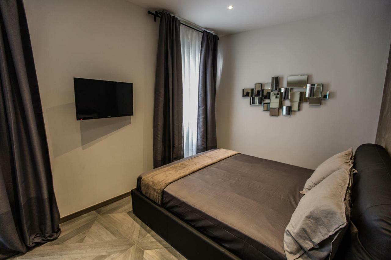 מילאנו Castle Apartment Near Duomo מראה חיצוני תמונה