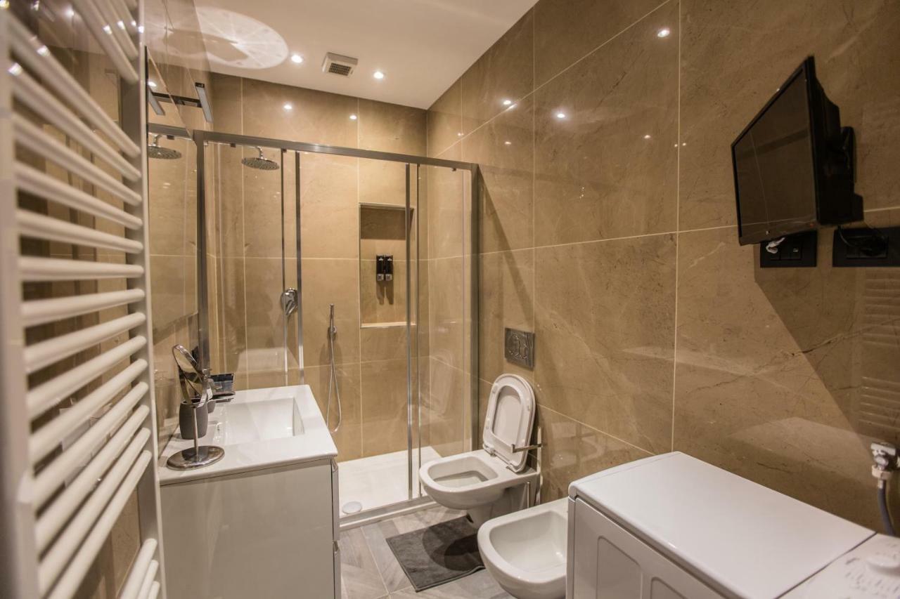 מילאנו Castle Apartment Near Duomo מראה חיצוני תמונה